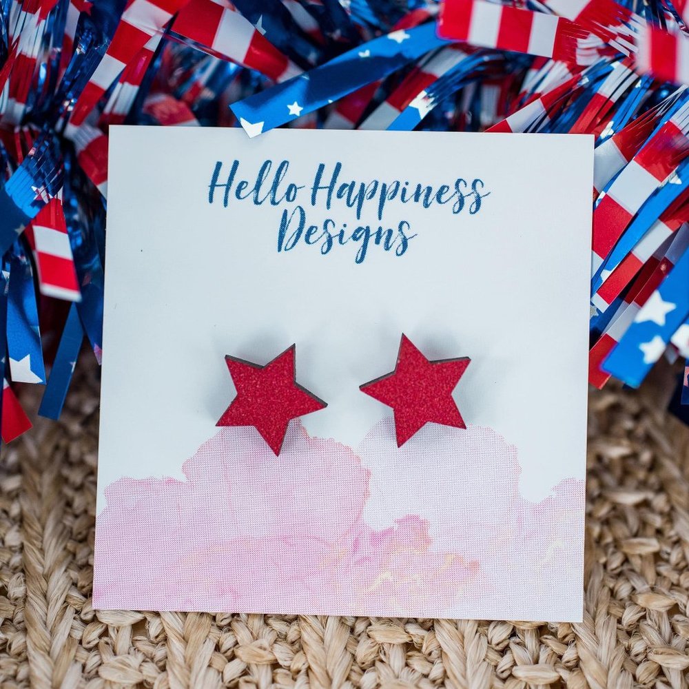 Red matte star studs